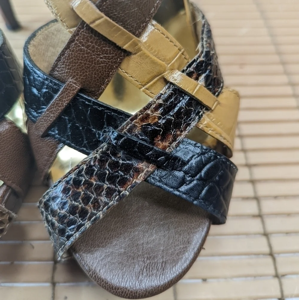 Michael Kors women's sz 7M platform sandal 4.5